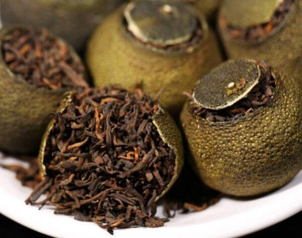 茶香汤甜，青柑普洱茶给你糯滑厚