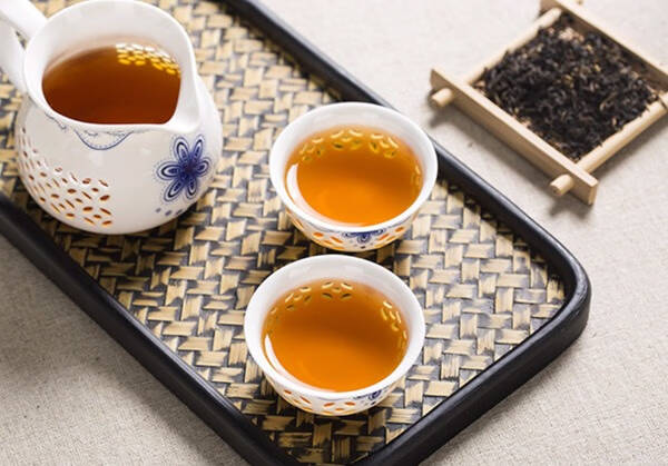 难得清闲，给自己泡杯好茶，把情