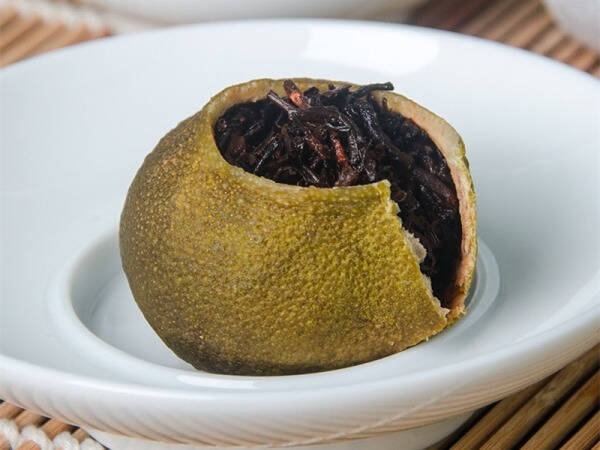 茶香汤甜，青柑普洱茶给你糯滑厚
