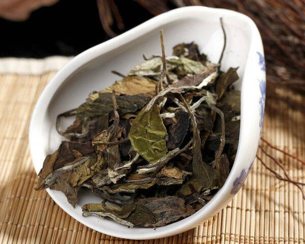 老白茶内含的果胶物质远高于其它