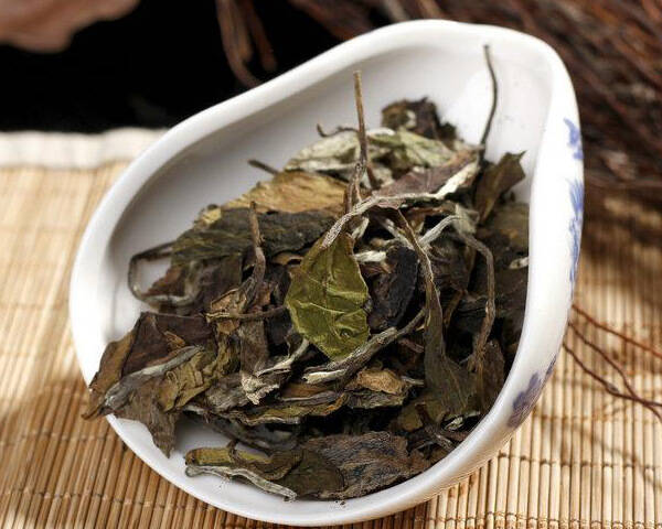 白茶的茶色为什么是白色？有哪些