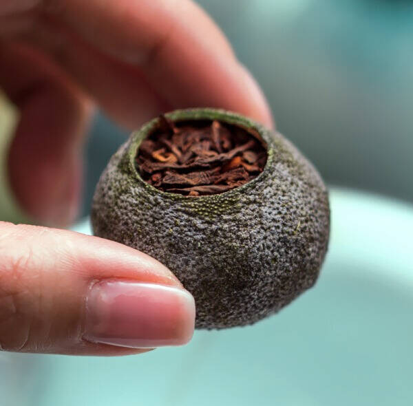清新果味的小青柑普洱茶，“霸占