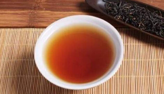 胃欠好，是一种什么样的体会？整天为吃饭忧愁，生怕吃