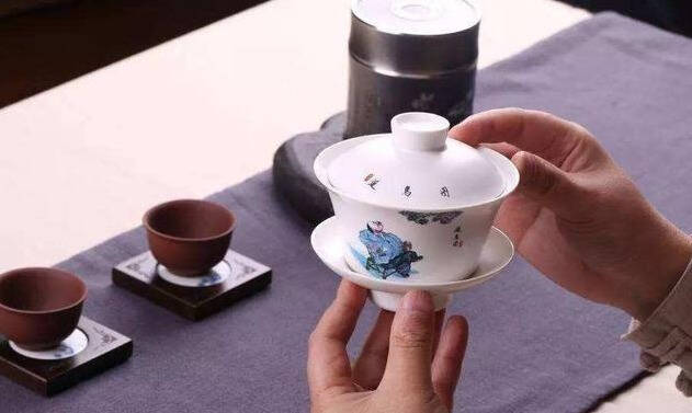茶兴于唐，盛于宋，至今茶已成为民众日常生活的必需品