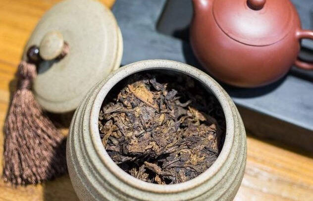 怕普洱茶受潮，就该全程关闭式寄存吗？寄存普洱茶的时