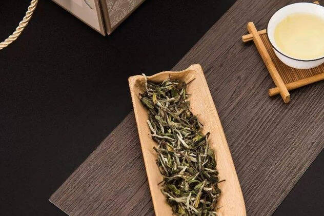 我国茶叶品种繁多，据不完全统计有500余种。现在，