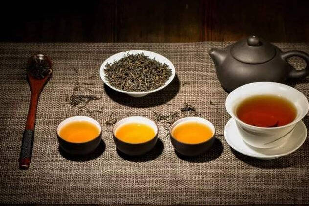 习茶以来最常听到的问题之一便是“普洱茶怎样泡好喝？