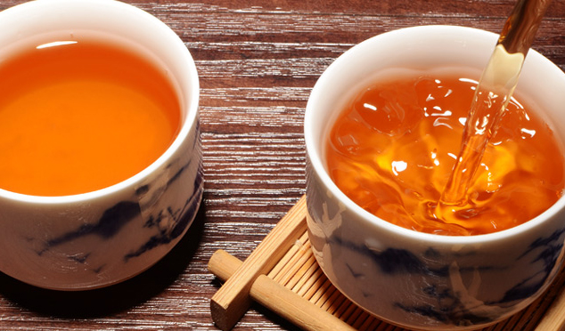 黑茶具有很强地消脂、解油腻效果