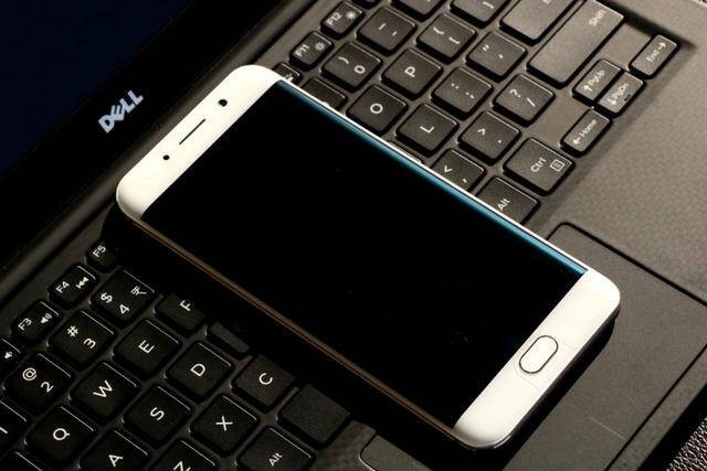 手机曲面屏到底有什么用?值得入手吗