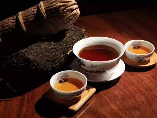 黑茶，是一種健康飲品，有著獨特的口味和與衆不同的個