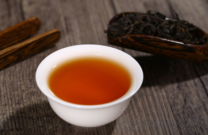 送礼压根不用愁，这样高档的茶叶