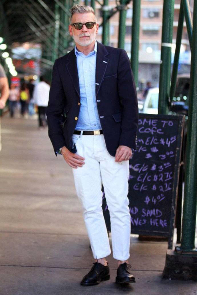 nick wooster 最喜欢穿着各类皮鞋混搭,换上一条惹眼的吊裆西裤打破