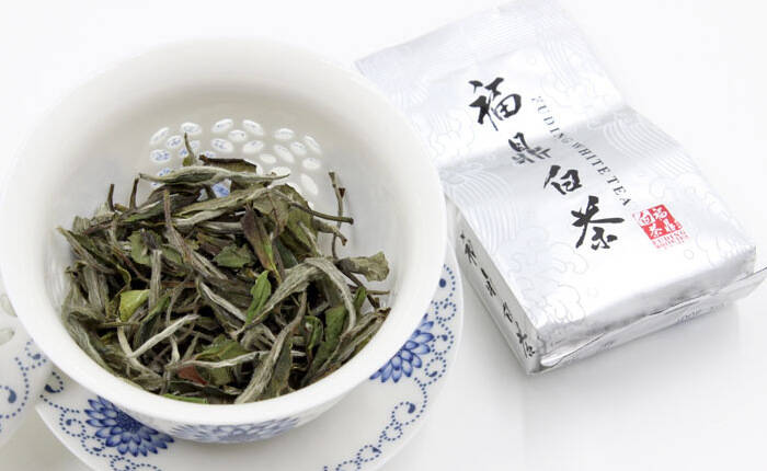 夏日炎热,酷暑难耐,如何养生,