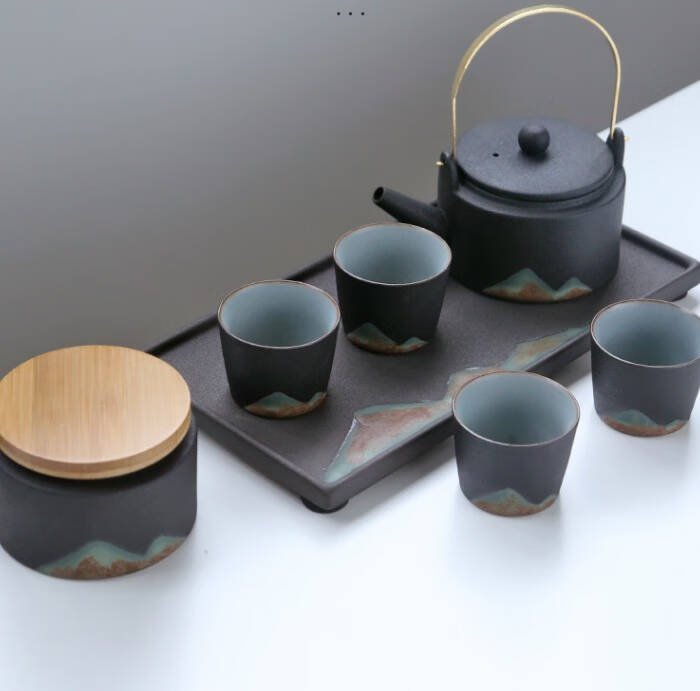 茶具是中国历史悠久的茶文化的最高点。他们也是茶爱好