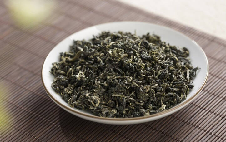 今年的深秋给自己泡杯红茶喝吧！