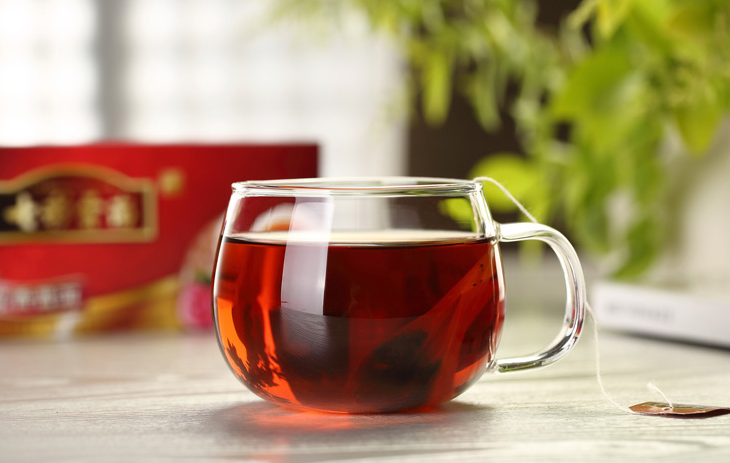 穿过秦时明月汉时关,唯有一缕茶