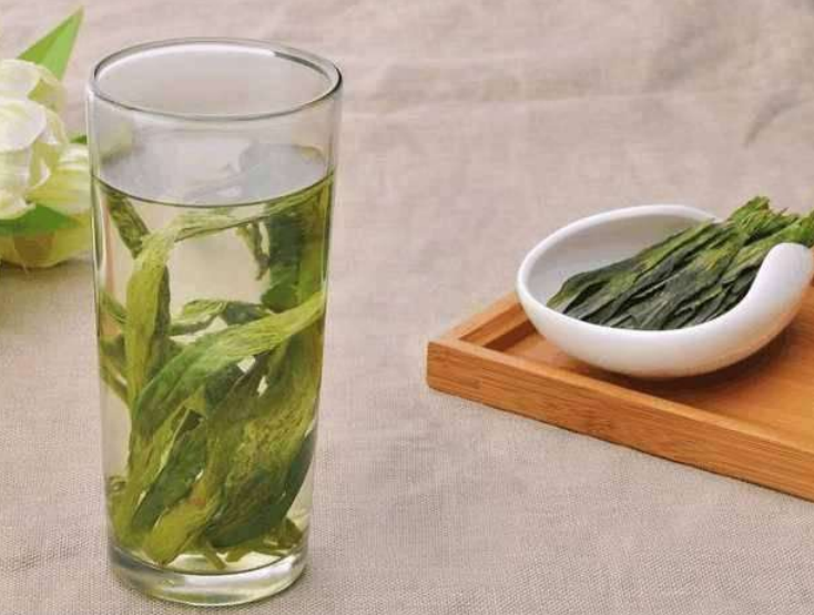 太平猴魁茶葉性味甘，苦，微寒，是中國傳統的天然保健