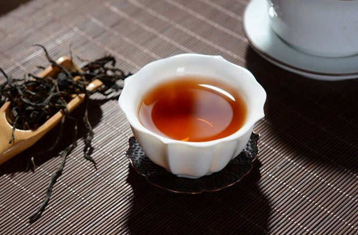 泡普洱茶生茶和熟茶，用的工具有