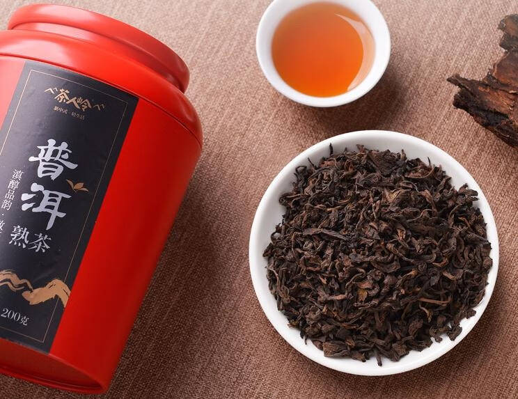 古有青梅煮酒论英雄，如今以茶品
