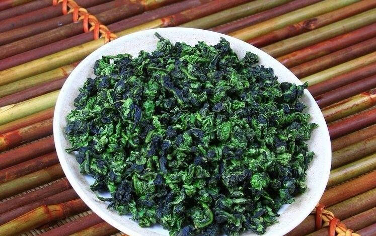 中国的茶文化历史悠久。中国现在有各种各样的茶。它们