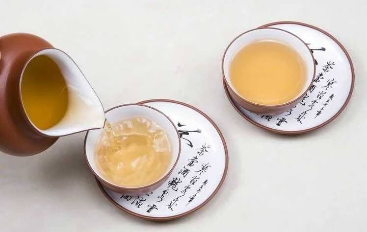 喝茶的习惯自古流传，作为世界三大饮料之首的茶可以说