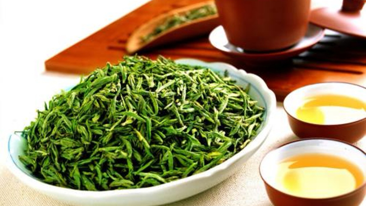 喝茶不仅是体会茶香醇，也是人们