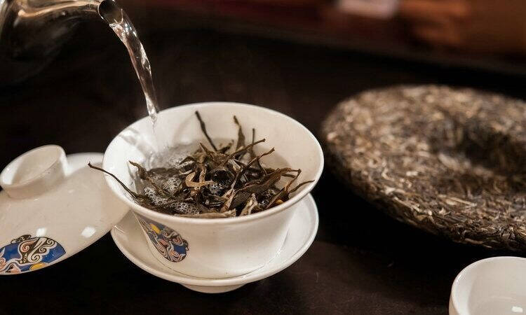普洱茶的越陈越香，就是典型的生