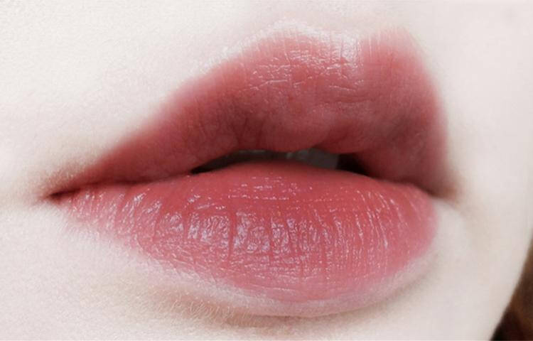 爆红的赤茶妆是什么鬼?据说实力