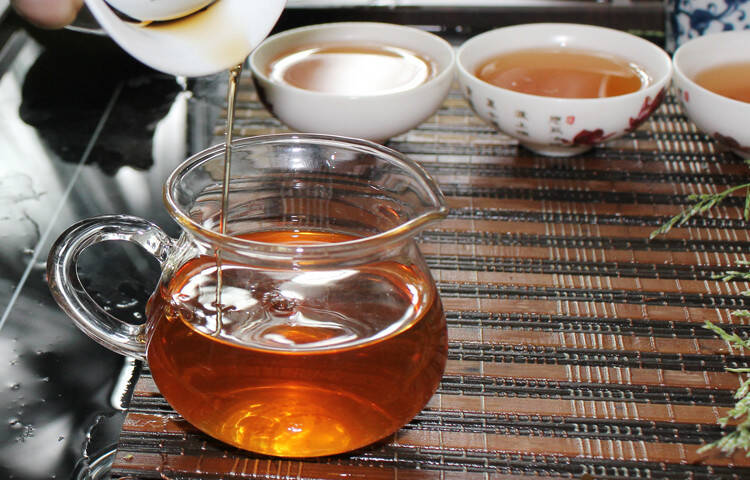 夏日饮茶，才是正确的消暑方式