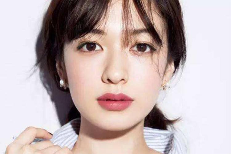 爆红的赤茶妆是什么鬼?据说实力