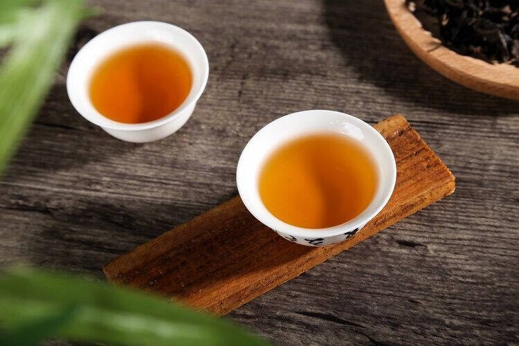如果泡茶水温偏低，则茶的内含物