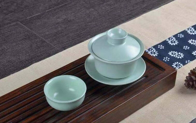 浓茶解烈酒淡茶养精神，好茶心存