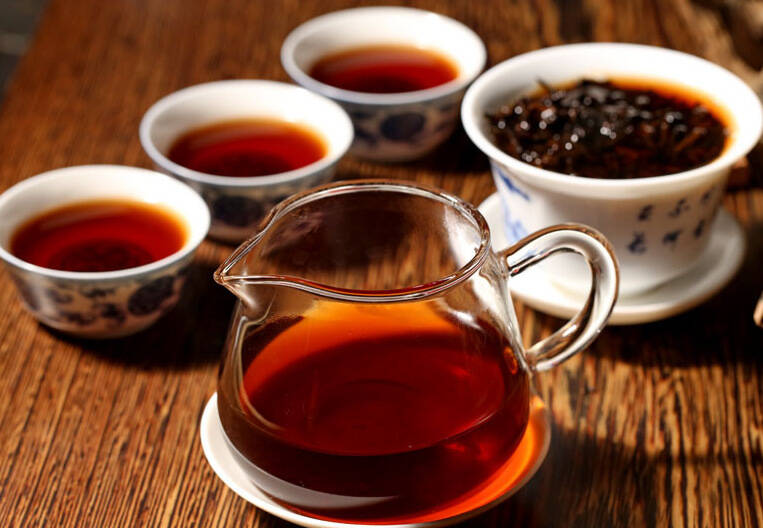 普洱熟茶，陈化空间低，但是仓储