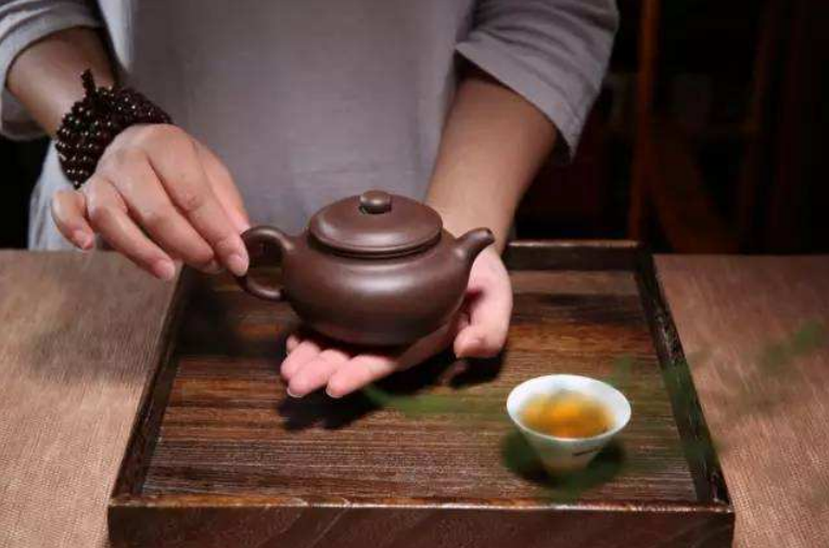 如果身体有这些信号，快停止饮茶
