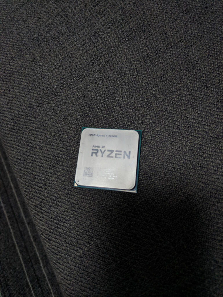 Ryzen 2700X与新旧主..