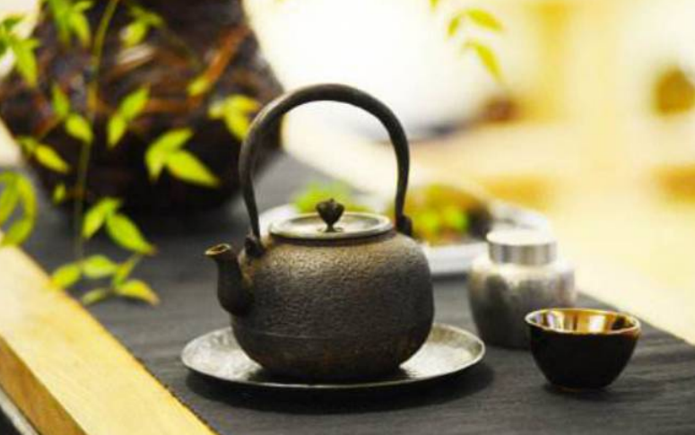 功夫茶所用茶具与现在茶具基本一