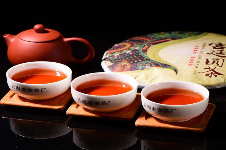 普洱茶分兩類：生茶和熟茶。有人喜歡生茶，也有人喜歡