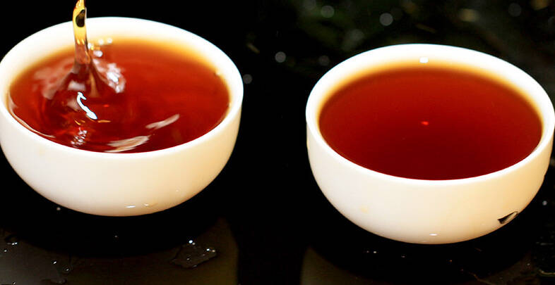 想要冲好一杯普洱茶,掌握水温很