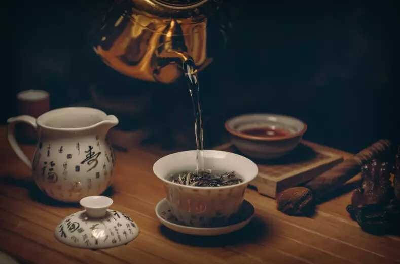 茶叶与健康的关系，美容养颜还养