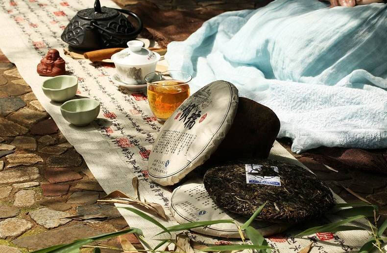 普洱茶讲究冲泡技巧和品饮艺术，饮用方法丰富，可清饮