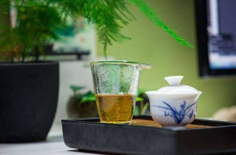 识茶学茶是一个漫长的过程，是一门很深的学问，需要一