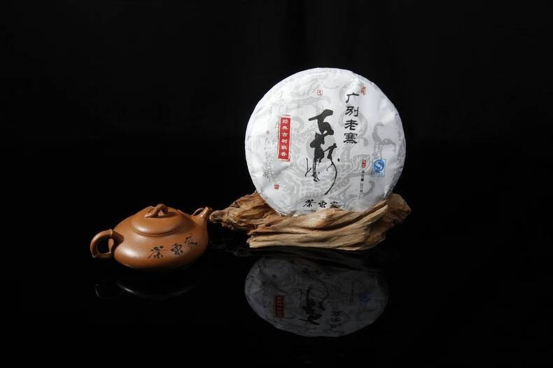 识茶学茶是一个漫长的过程，是一门很深的学问，需要一