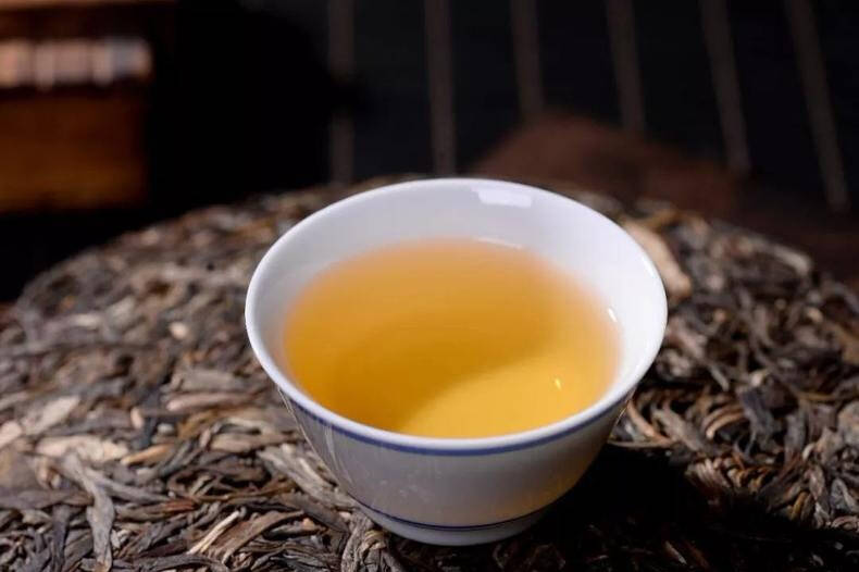 不知不觉已到仲夏，天气炎热，骄阳似火。感觉每天都生