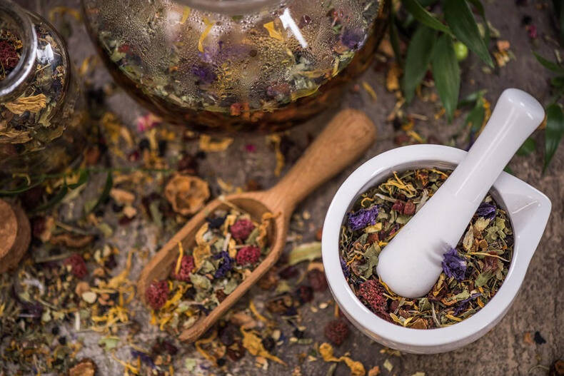 日常口臭真的好尴尬，口臭茶挽回
