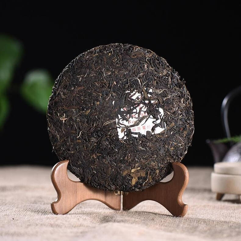 识茶学茶是一个漫长的过程，是一门很深的学问，需要一