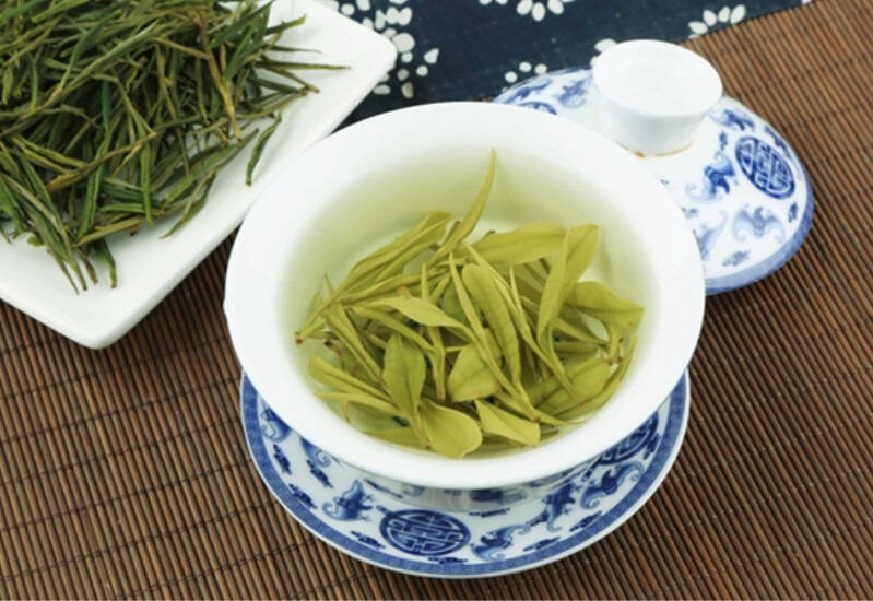 品出一杯好滋味，佛系青年的品茶
