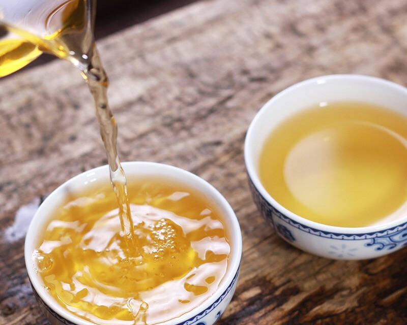 什么是茶的回甘？茶汤刚入口的时候会感觉到一阵苦涩感