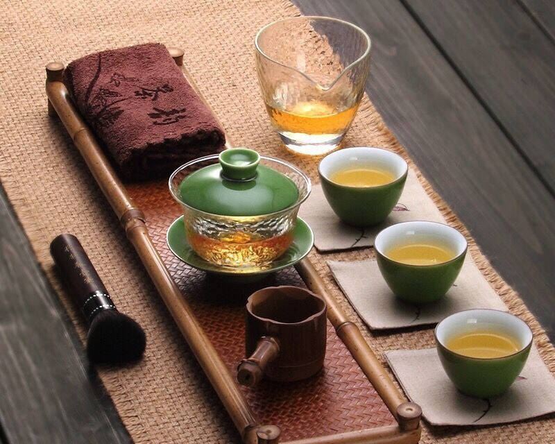 有了古人吟詩作對，我們喝茶之余才能讀茶詩、品茶詞。