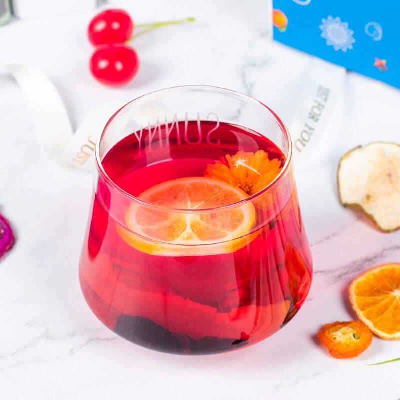 男人和女人是两种完全不同的生物,无论是在行为上还是