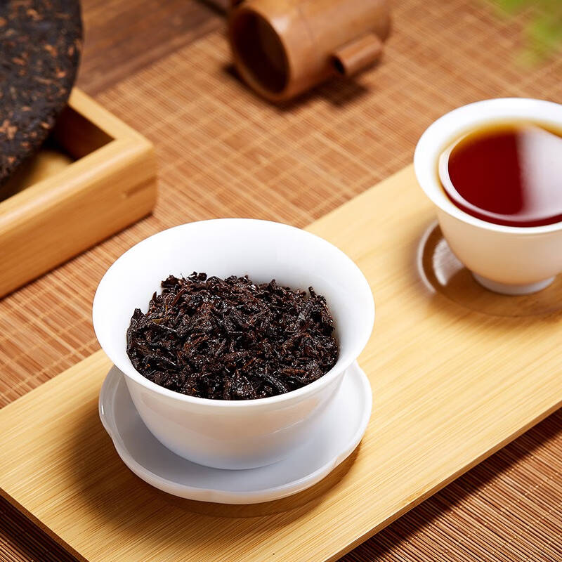 饮一壶古树普洱茶，是让自己停下